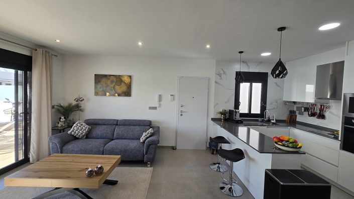 Image No.11-3 Bed Villa for sale