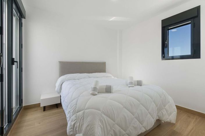 Image No.16-3 Bed Villa for sale