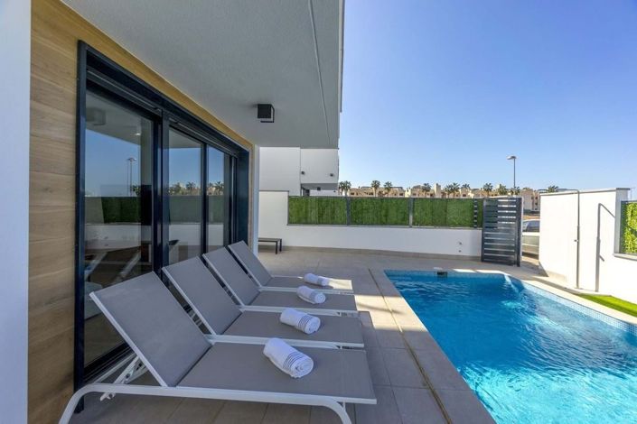 Image No.22-3 Bed Villa for sale