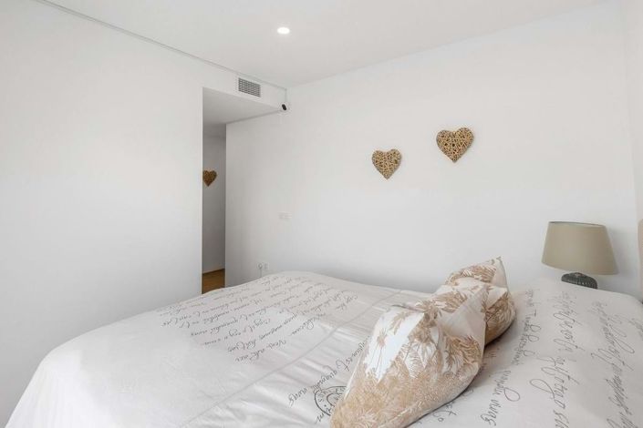 Image No.27-2 Bed Apartment for sale