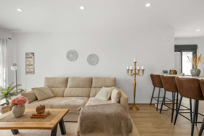 Image No.9-2 Bed Apartment for sale