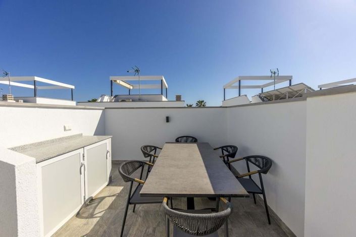 Image No.27-3 Bed Villa for sale