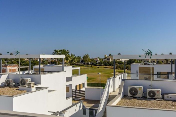 Image No.36-3 Bed Villa for sale