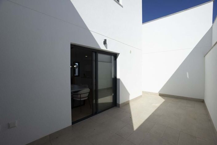 Image No.39-3 Bed Villa for sale