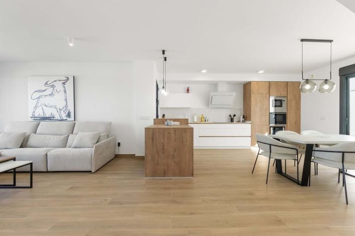 Image No.5-3 Bed Villa for sale