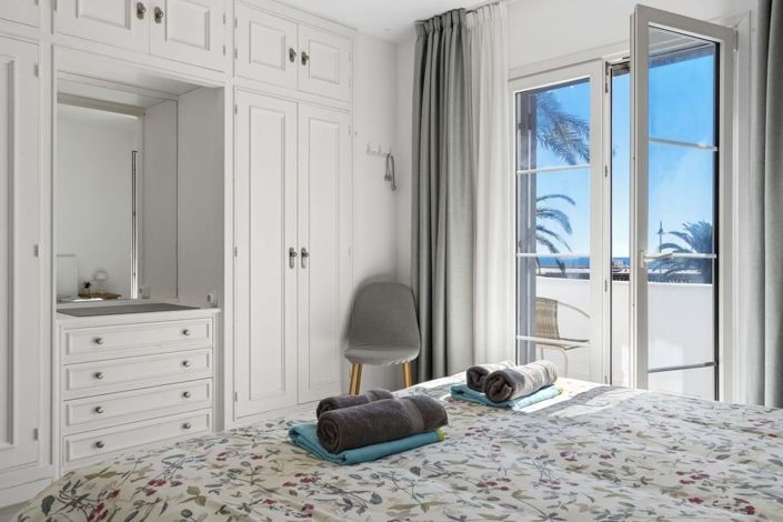 Image No.24-3 Bed Townhouse for sale