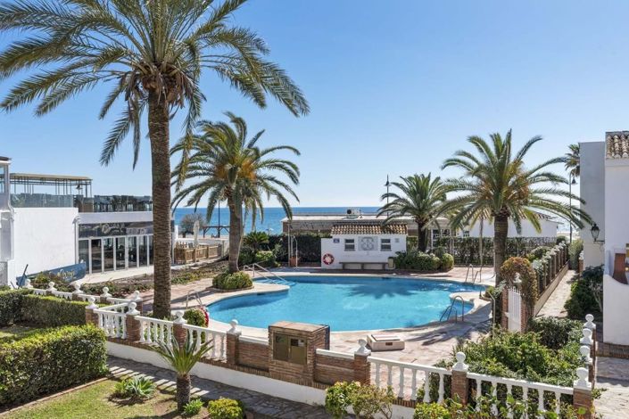 Image No.26-3 Bed Townhouse for sale