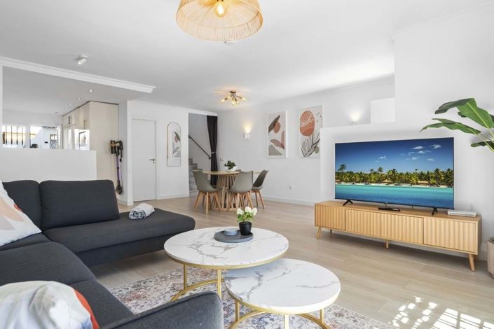 Image No.8-3 Bed Townhouse for sale