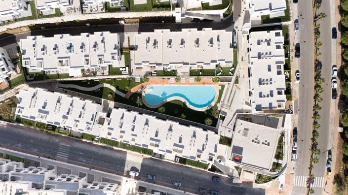 Image No.25-4 Bed Townhouse for sale