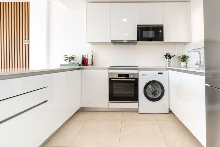 Image No.4-4 Bed Townhouse for sale