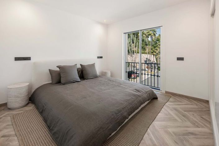 Image No.24-3 Bed Penthouse for sale