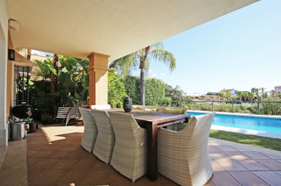 11-20939a0134ad724a8cb2a801094d15a4