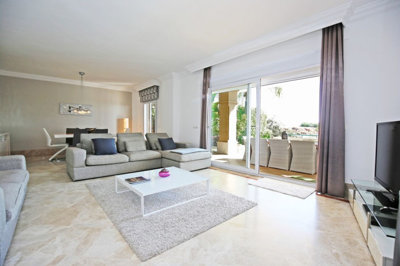 2-5bd7b9d04b45e33852eaf0ec6670150d