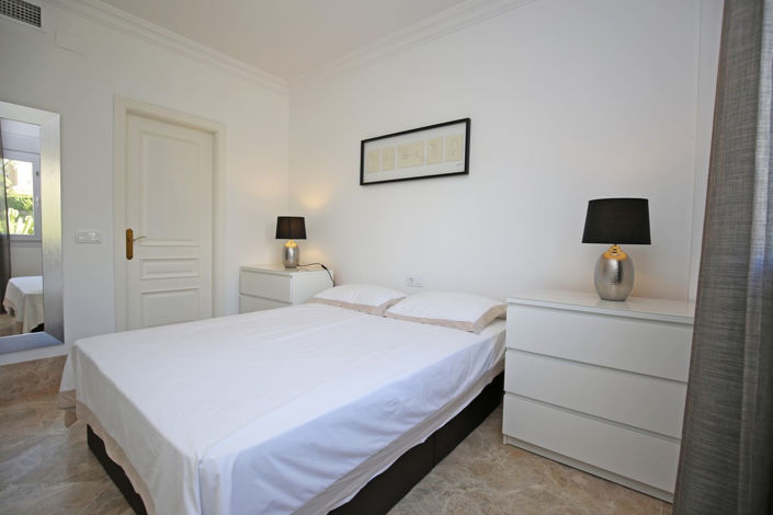 Image No.20-3 Bed Villa for sale