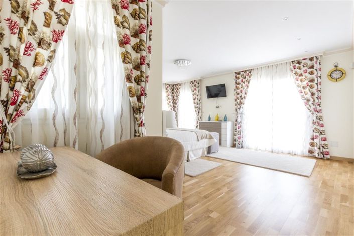 Image No.15-4 Bed Villa for sale