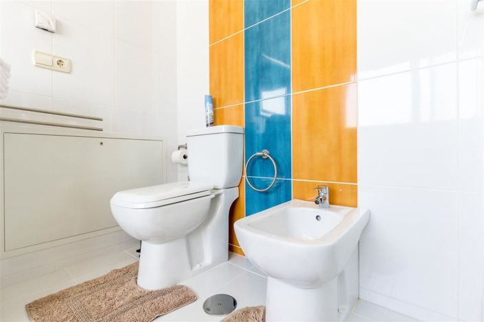 Image No.17-4 Bed Villa for sale