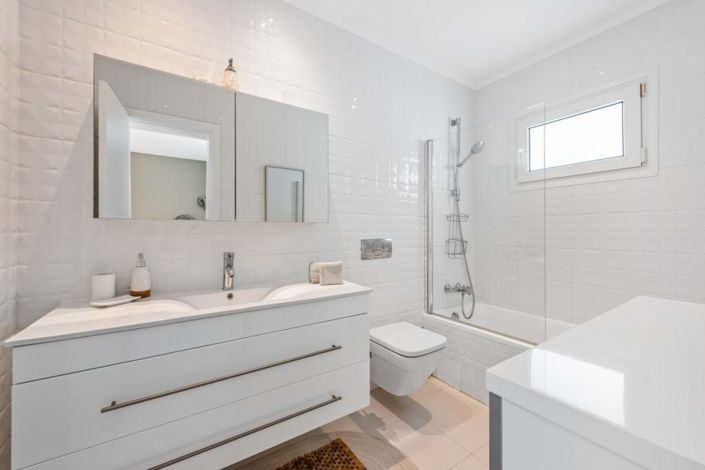 Image No.14-3 Bed Townhouse for sale