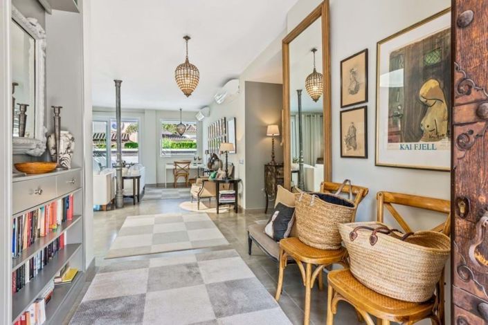 Image No.17-3 Bed Townhouse for sale