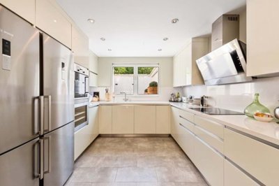 1447-660283-78d1f4f8b6655591b02d22fabb36a692d