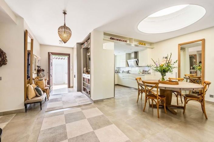 Image No.8-3 Bed Townhouse for sale