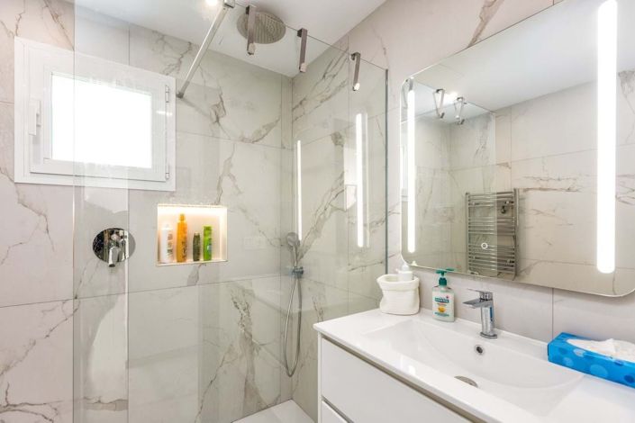 Image No.13-2 Bed Apartment for sale