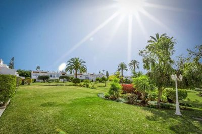 1447-660657-78d1f4f8b6655591b02d22fabb36a692d