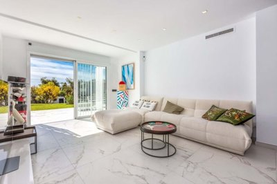 1447-660657-78d1f4f8b6655591b02d22fabb36a692d