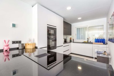 1447-660657-78d1f4f8b6655591b02d22fabb36a692d