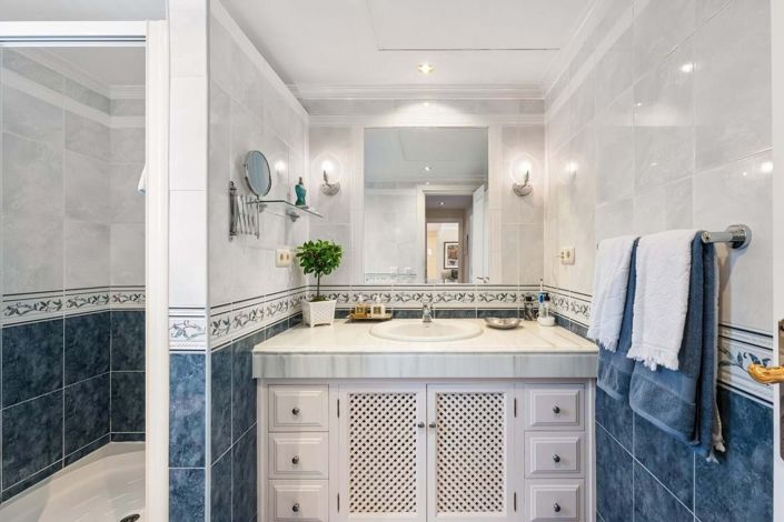 Image No.13-3 Bed Townhouse for sale