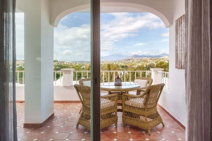 Image No.25-3 Bed Townhouse for sale