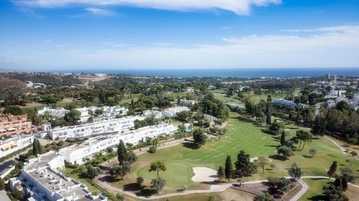 Image No.27-3 Bed Townhouse for sale