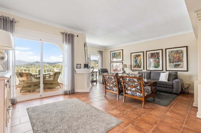 1447-660699-78d1f4f8b6655591b02d22fabb36a692d