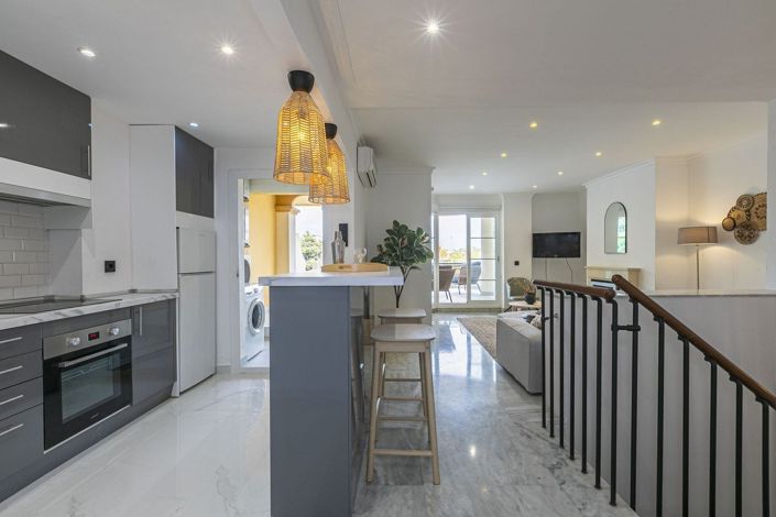 Image No.46-2 Bed Property for sale