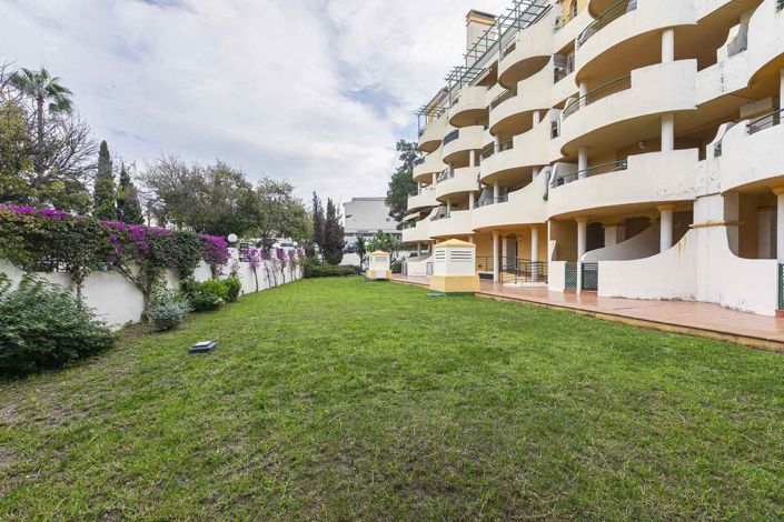 Image No.49-2 Bed Property for sale