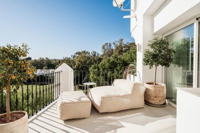 1447-660710-78d1f4f8b6655591b02d22fabb36a692d