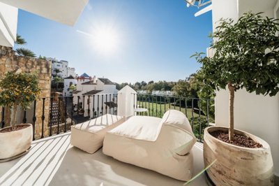 1447-660710-78d1f4f8b6655591b02d22fabb36a692d