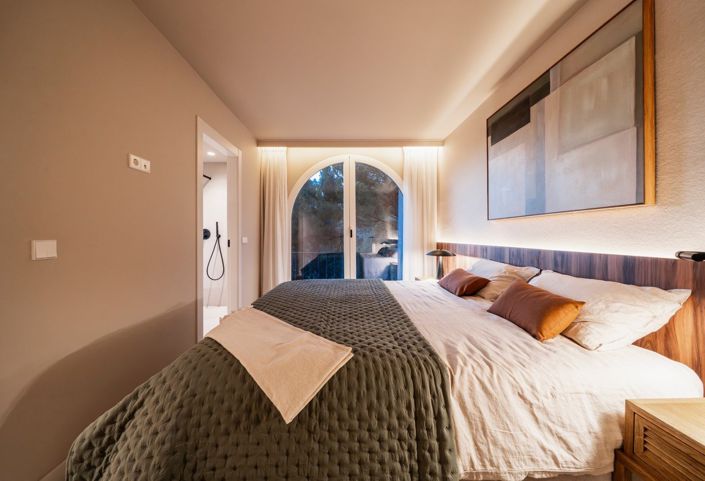 Image No.35-3 Bed Property for sale