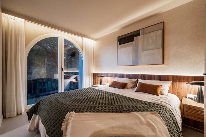 Image No.38-3 Bed Property for sale