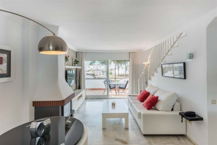 Image No.18-2 Bed Villa for sale