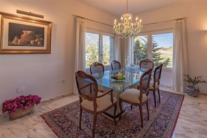 Image No.25-4 Bed Villa for sale