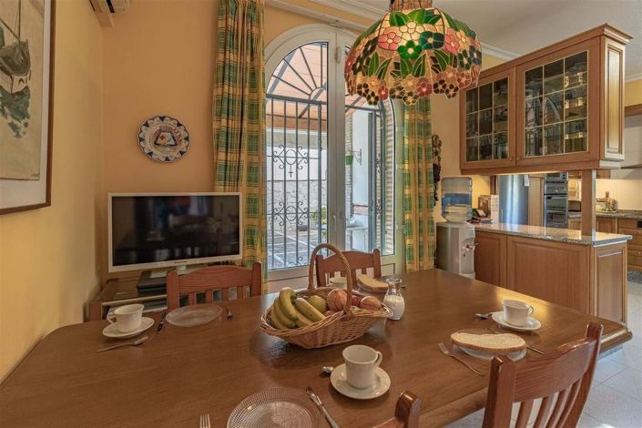 Image No.29-4 Bed Villa for sale