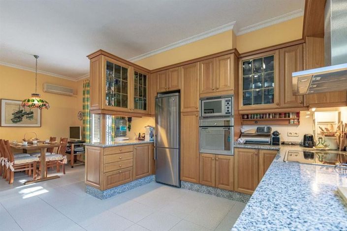 Image No.31-4 Bed Villa for sale