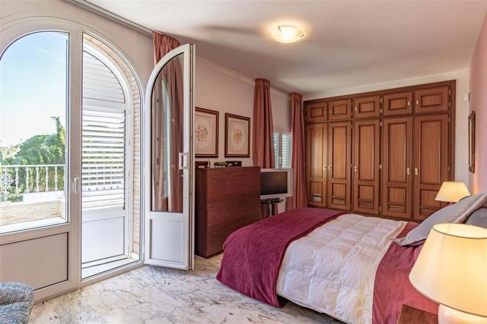 Image No.39-4 Bed Villa for sale