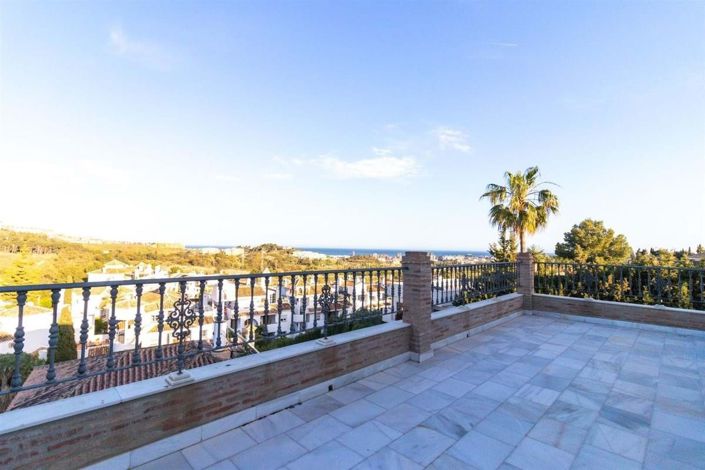 Image No.48-4 Bed Villa for sale