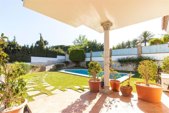 Image No.9-4 Bed Villa for sale