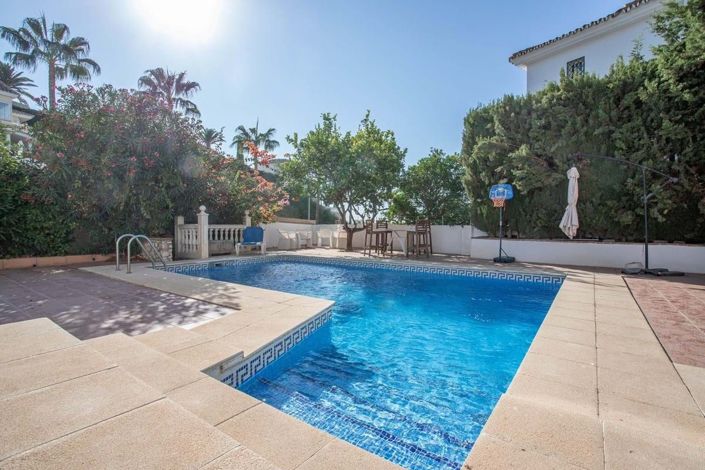 Image No.11-4 Bed Villa for sale