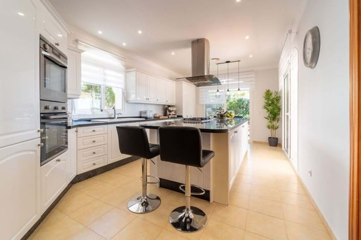 Image No.30-4 Bed Villa for sale