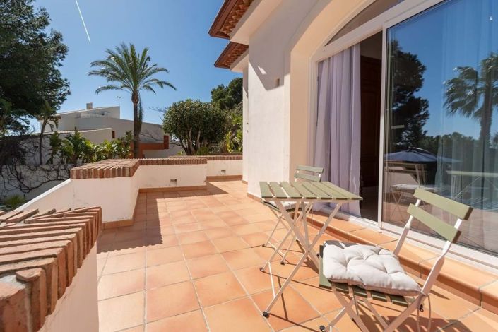 Image No.54-4 Bed Villa for sale