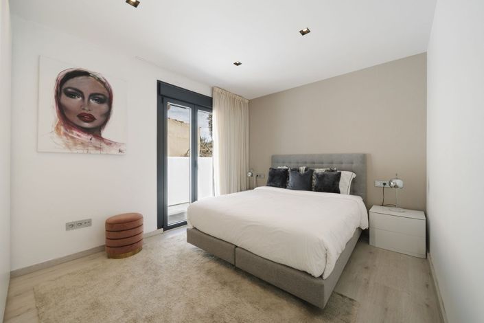 Image No.22-4 Bed Villa for sale