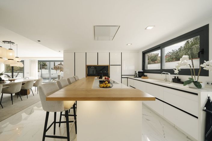 Image No.32-4 Bed Villa for sale